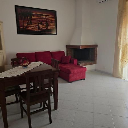 Darsena Fiumicino Apartment Bagian luar foto