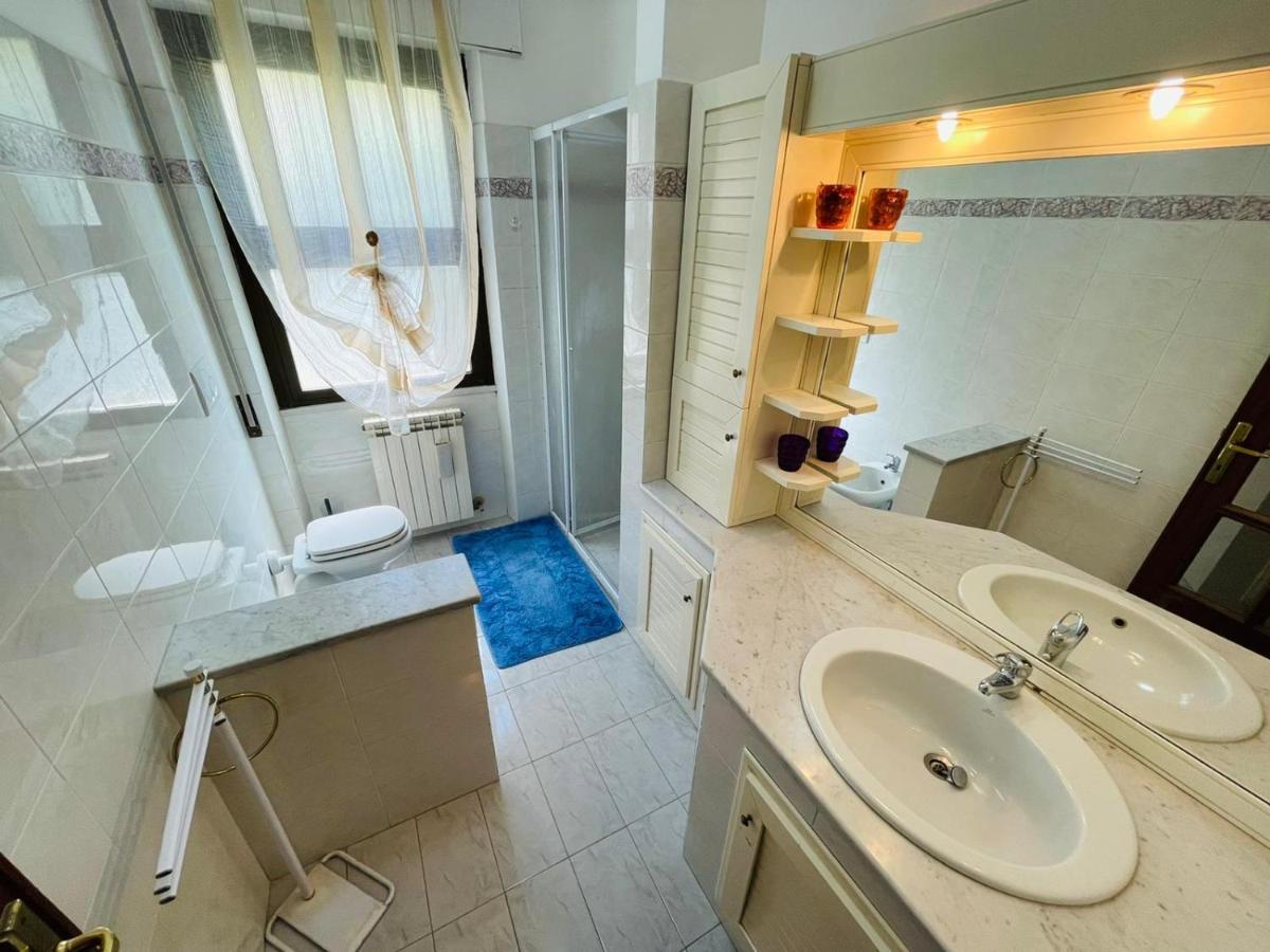 Darsena Fiumicino Apartment Bagian luar foto